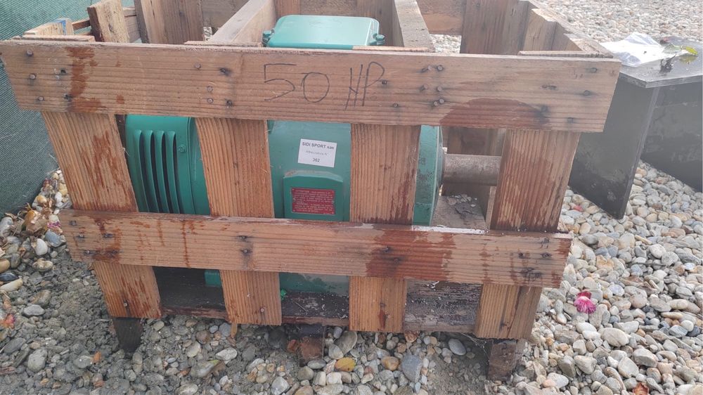 Motor electric trifazat 37 kW Leroy Somer PLS180L-T