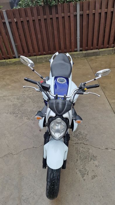 Suzuki SFV 650 Gladius ABS