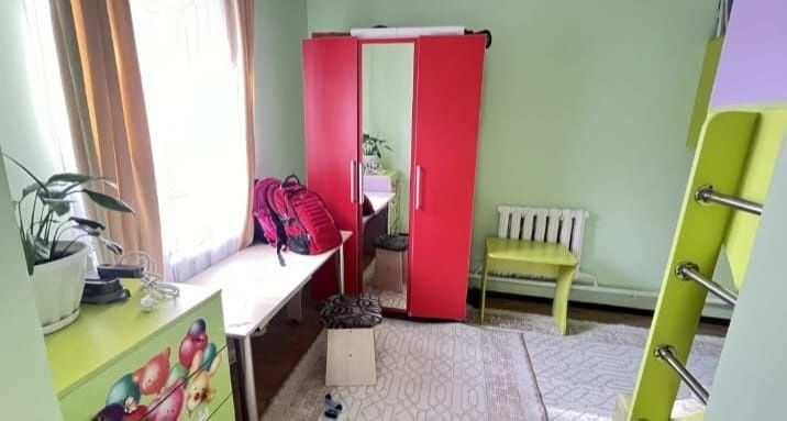 Продам 3-ком. дом на Юности