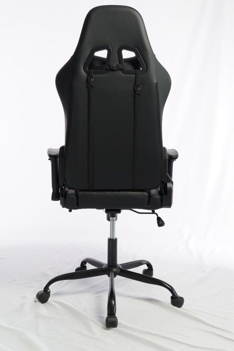 Игровое кресло Deep Furniture Черный