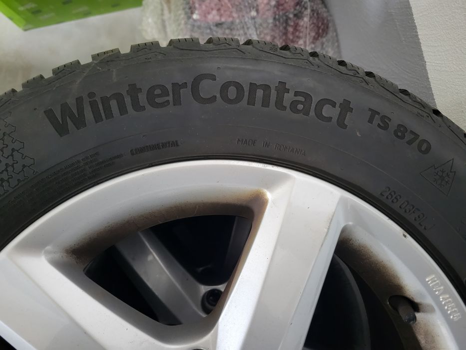 Roti de iarna echipate Volkswagen Golf - 195/65/R15 - Continental