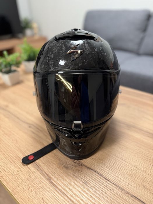 Scorpion Exo-R1 Carbon Air Onyx Black