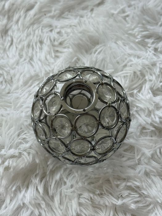 Продам австрискую люстру б/у самовывоз