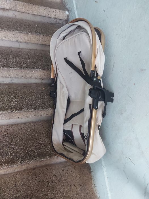 Продавам Количка с два коша  150 лв