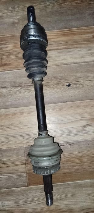 Продам левый привод Опель вектра а