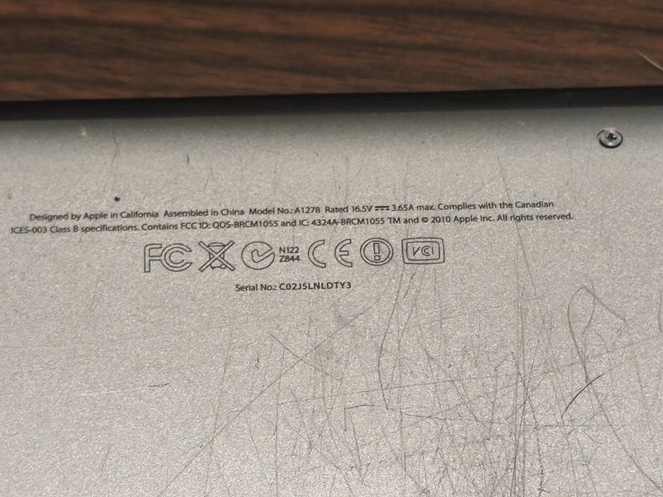 Macbook Pro de 13 inchi