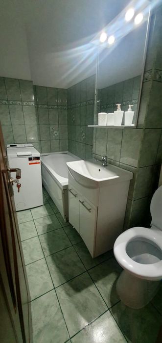Inchiriez apartament cu o camera !