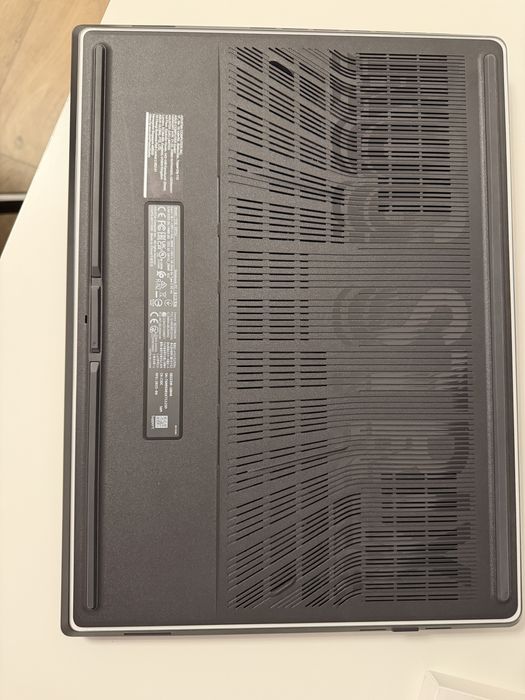 Laptop ASUS ROG Strix G18 (2025) i7-14650HX | 32GB | 1TB | RTX 5050