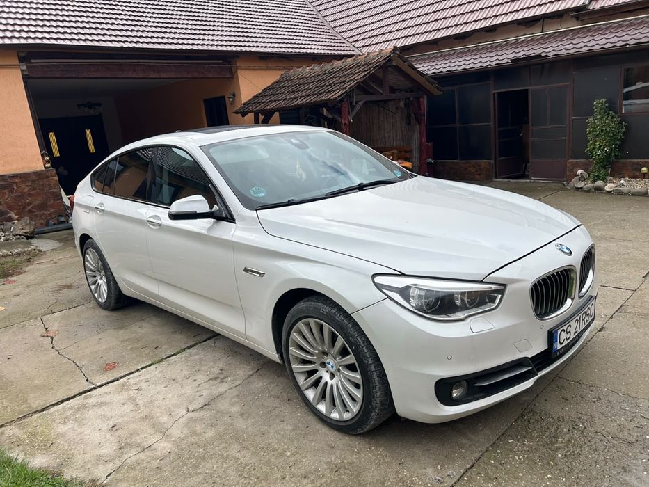 BMW Seria 5 2015 — imagine 1