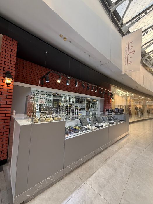 Торговая витрина 12м.кв