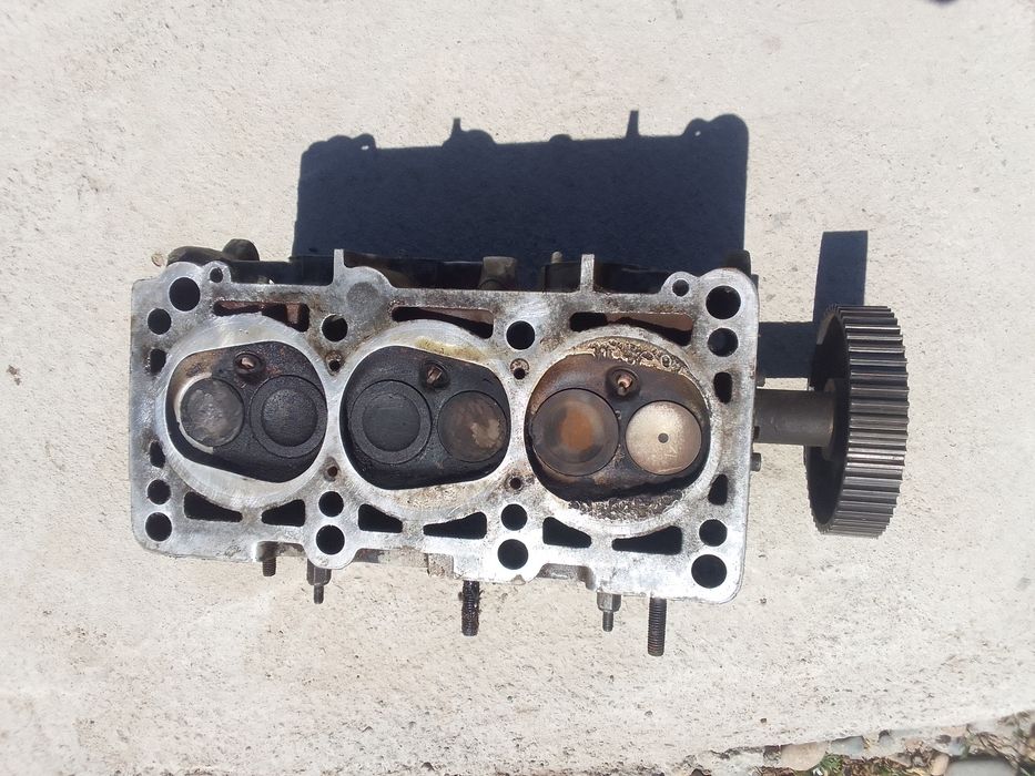 Галовка  ауди 2.6  сол жағы