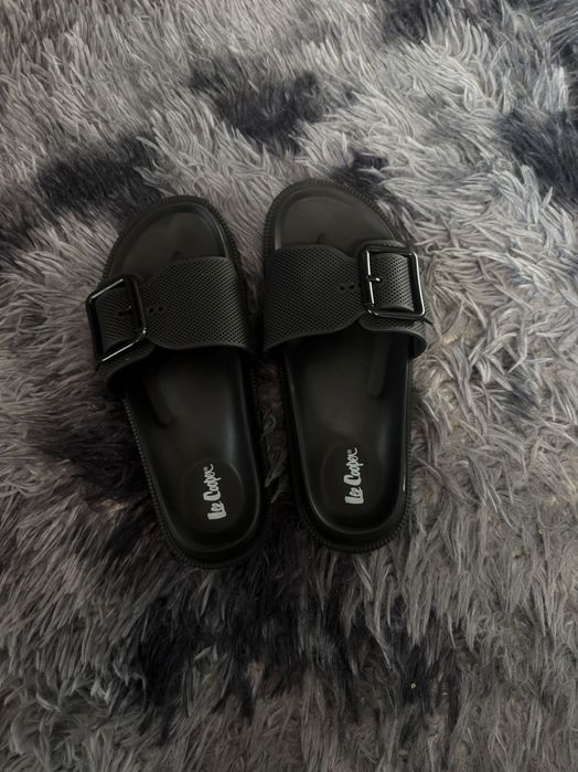 Черни дамски чехли Lee Cooper 701-01 Black