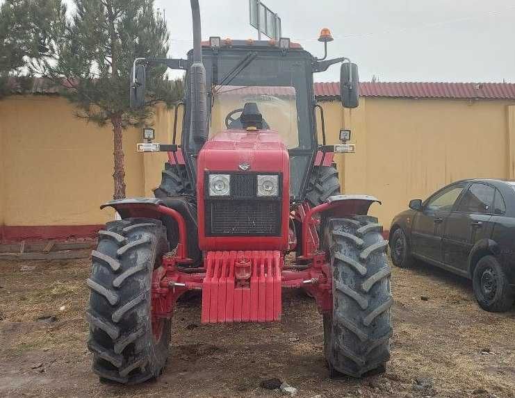 Traktor MTZ 1221,3