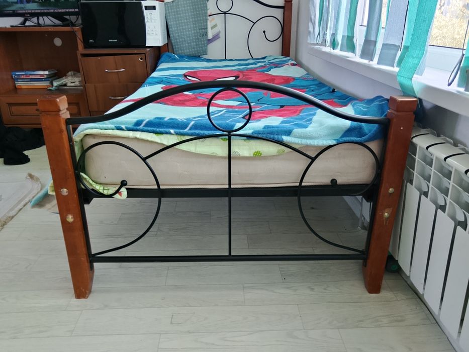 Продам кровать 2.90