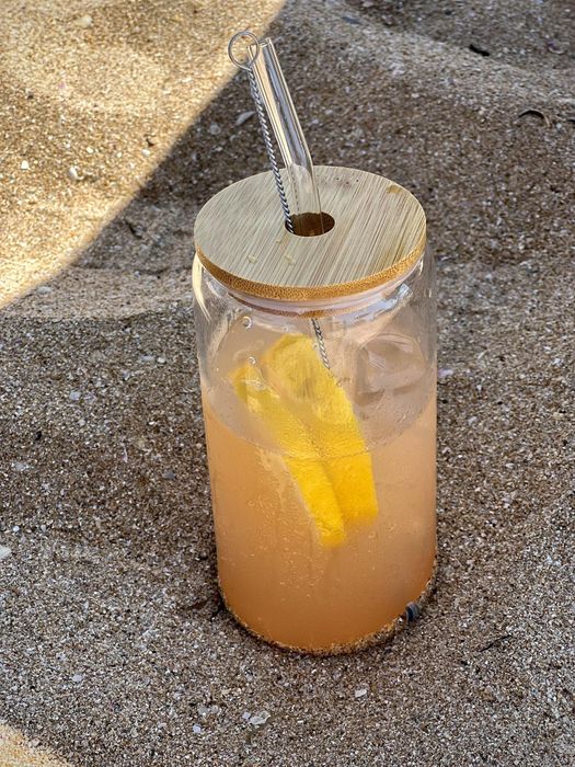 Персонализирана чаша / Стъклена чаша с бамбуков капак