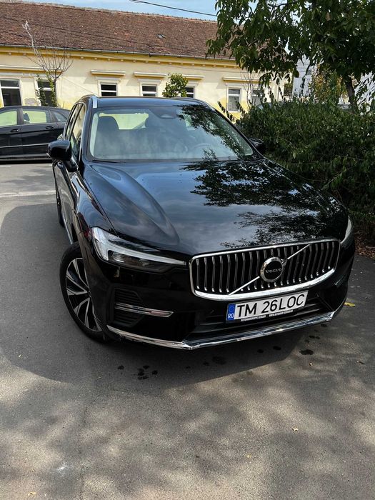 Volvo  XC60 B4  4x4  AWD Plus Mild HYBRID  2023 /8550 km GARANTIE 2028