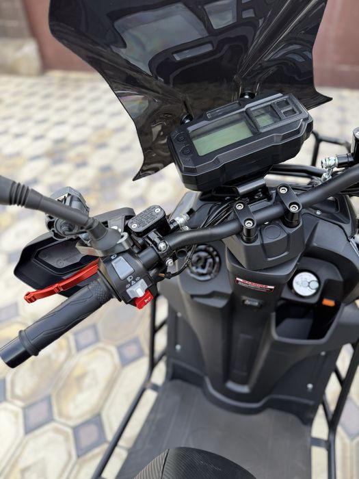 Скутер Tank продам срочно