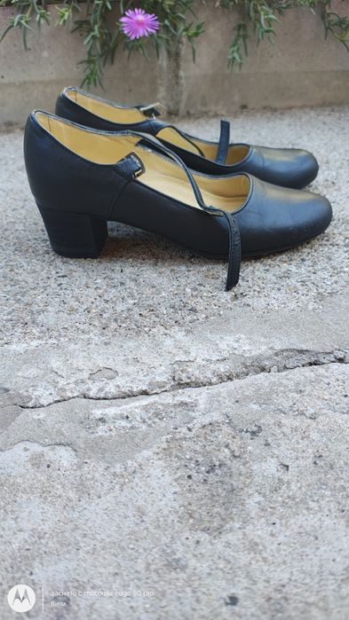 Детски обувки за народни танци