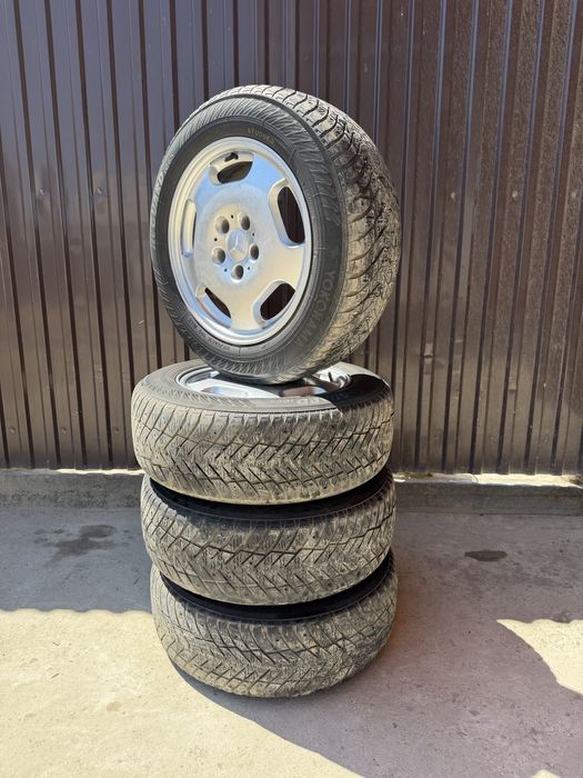 R16 215/60/16 без косяков ET35