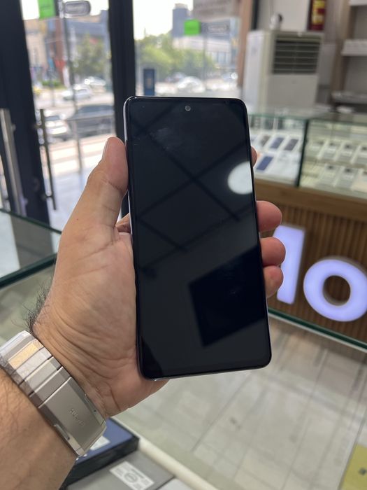 Продается (Nasiya-Вариант-Рассрочка) Galaxy A52 в отличном сост