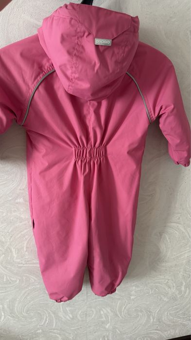 Продам комбинезон в отличном состоянии