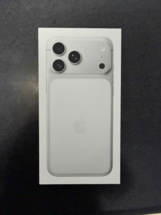 Iphone  17 PROMAX, 256GB, sigilat, liber de retea