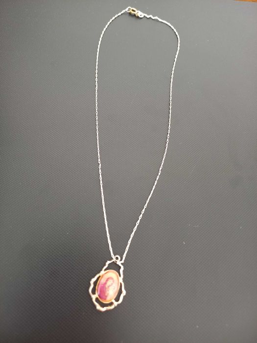 Комплекти обеци с гривна за 10 евро.