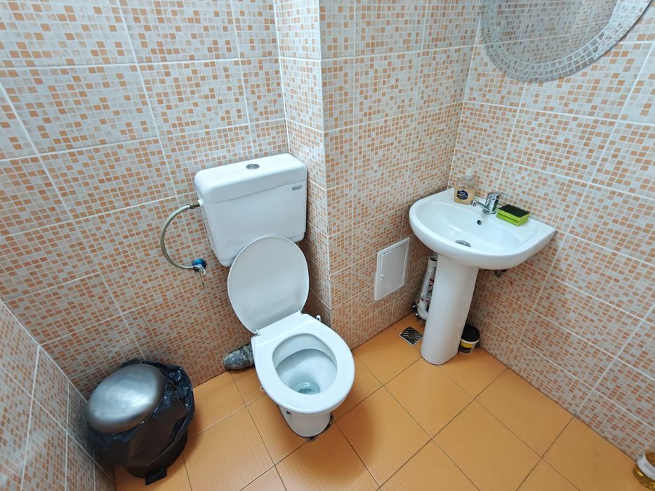 Spatiu comercial de închiriat 77mp