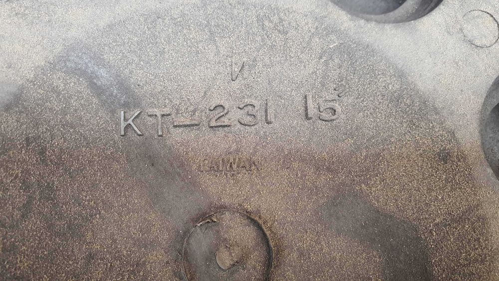 Capace roti totale sau centrale, originale , pt  jante de la 13 la 15