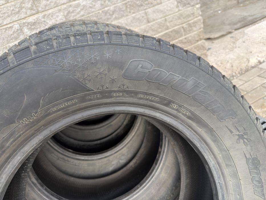 Продам бу автошины 4 шт