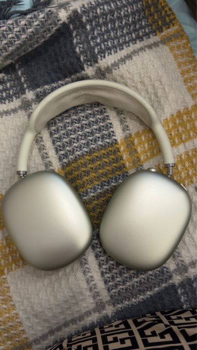 Air pods max 