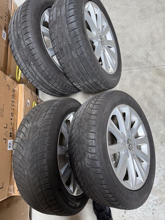 Jante/Roti Volkswagen Passat B8 cu anvelope 215 55 17