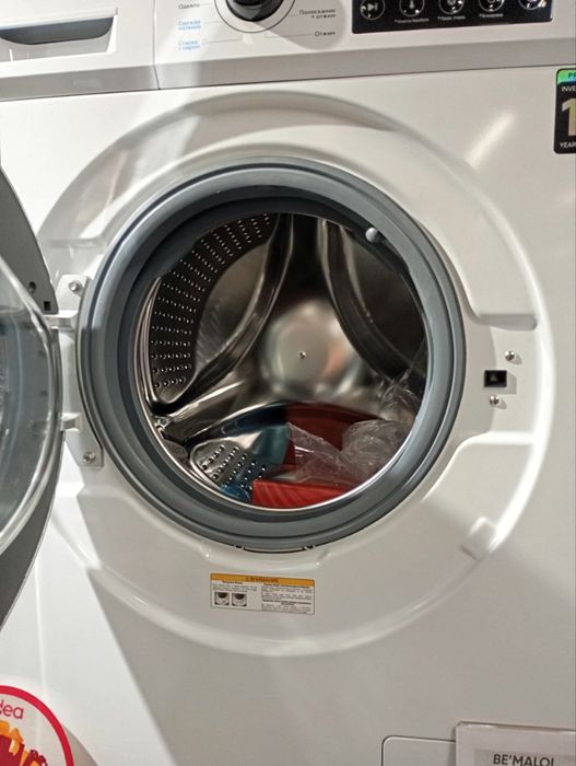 Loretto kir yuvish mashinasi holati yangi umuman ishlatilmagan