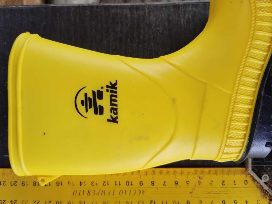 Висококачествени гумени ботушки за дете