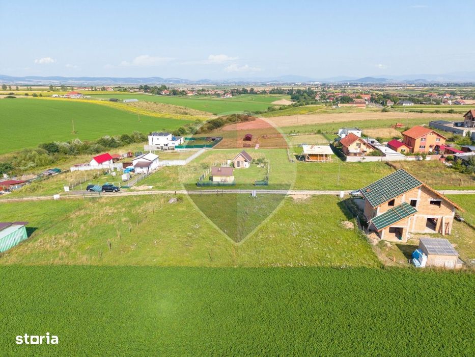Teren intravilan de vanzare 1.100 mp
