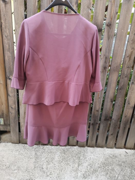 Costum dama karina 46,bluza cu fusta