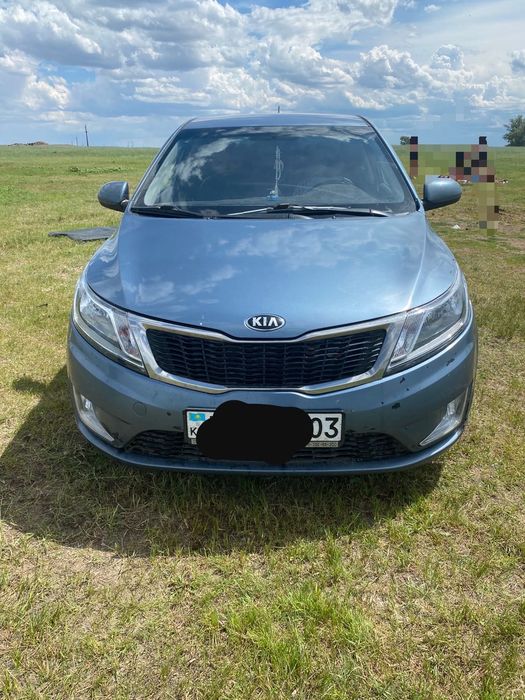 Продам машину Kia rio