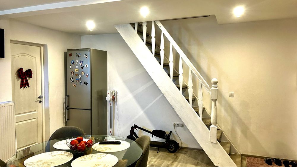 Vând apartament spațios P+M, 76 mp, Ghimbav