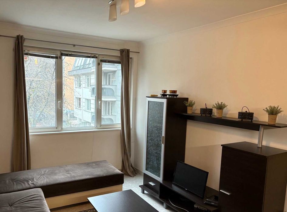 Дава се под наем Двустаен апартамент в София, Център - 63 кв.м за 598.23 € - Снимка #4