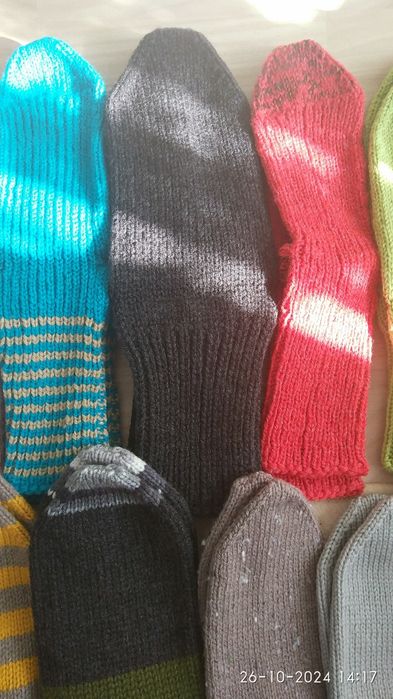 30 броя плетени чорапи дамски и мъжки
