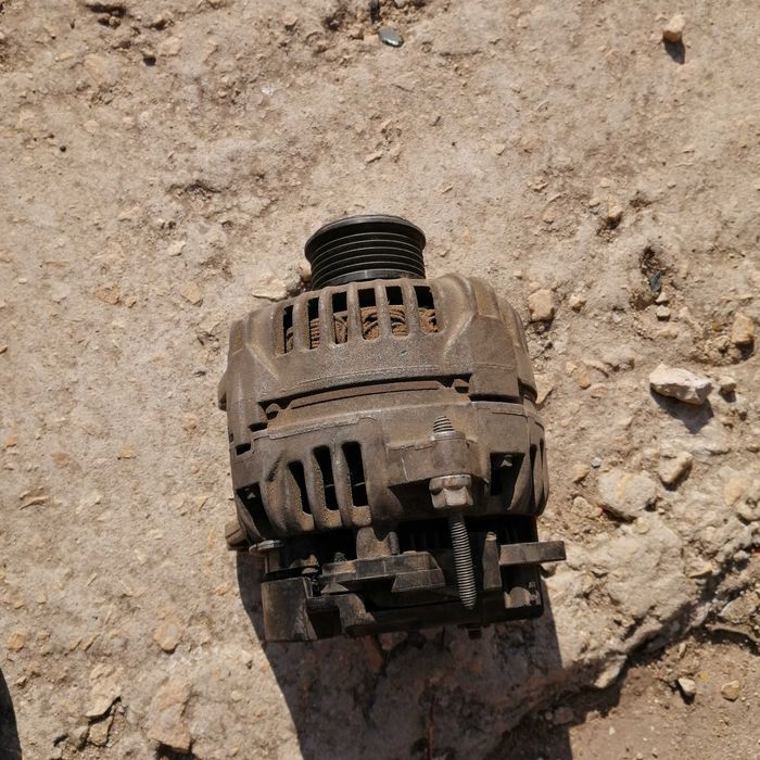 Алтернатор  BOSCH Dacia/Renault