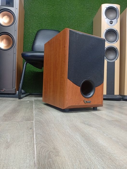 Активен субуфер INFINITY Alpha