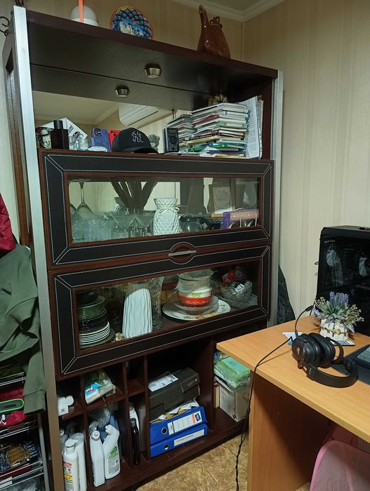 Шкаф для посуды/сервант и не только