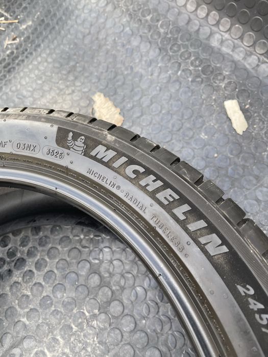 245/45R20 MICHELIN