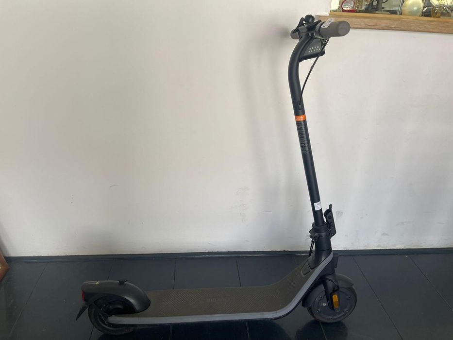 Trotineta Electrica Ninebot KickScooter E2 -A-