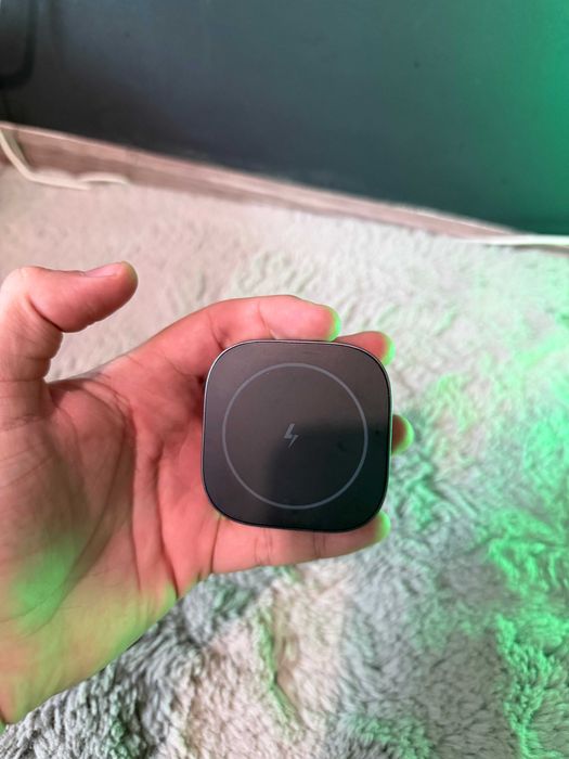 Încărcător - Suport Wireless Magnetic Pliabil UGREEN - Ca nou