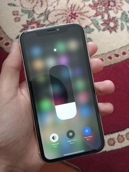 iPhone 11 память 64гб