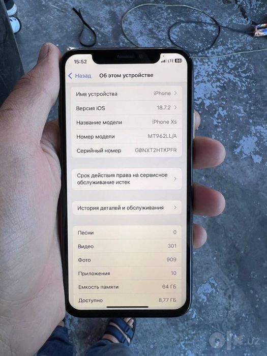 Iphone xs.