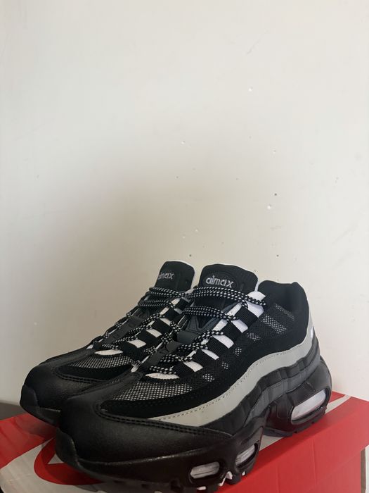 Nike Air Max 95 Essential Black Smoke Grey - 40,41,46