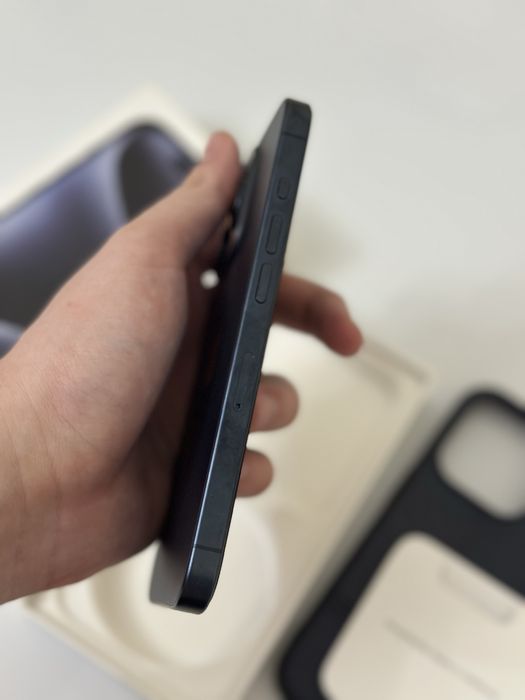 Айфон 15 про с коробкой